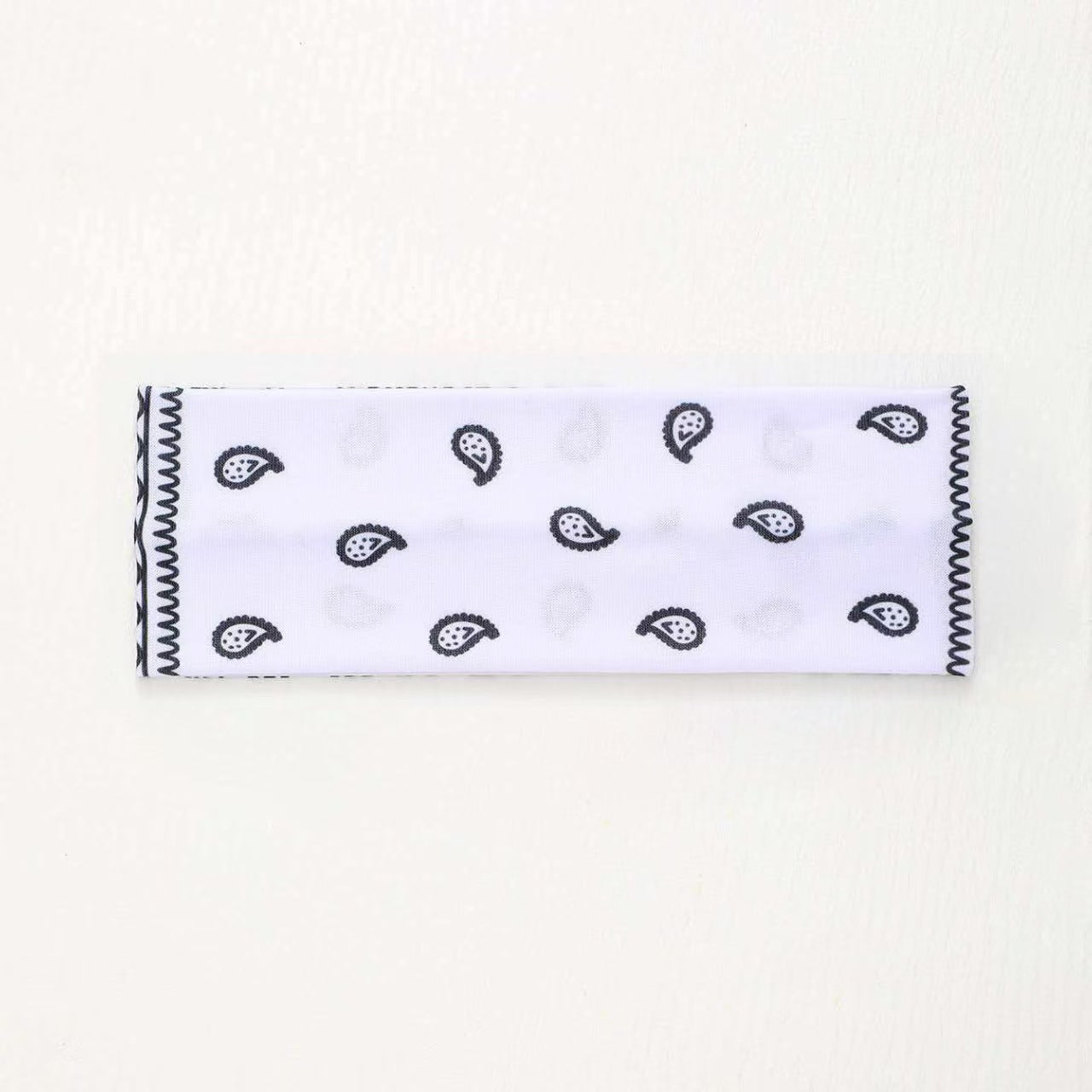 Elastic Sports Headband with Polka Dot Design
