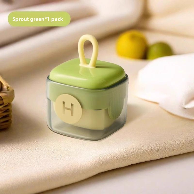 Square-shaped washable lint roller